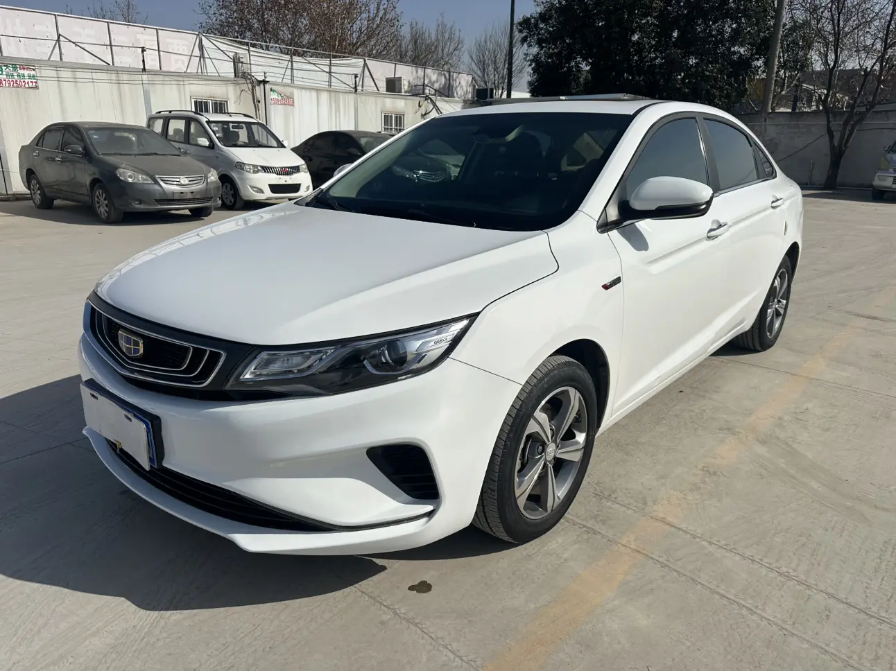 Geely Emgrand GL  из Китая