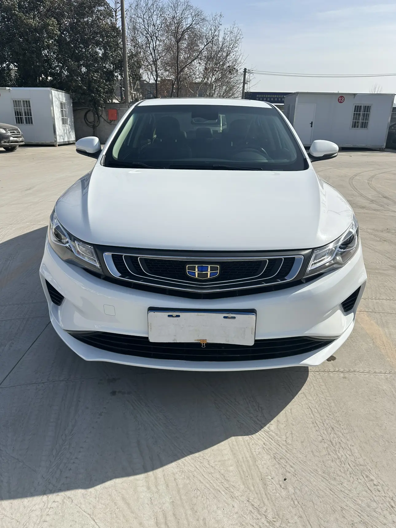 Geely Emgrand GL  из Китая