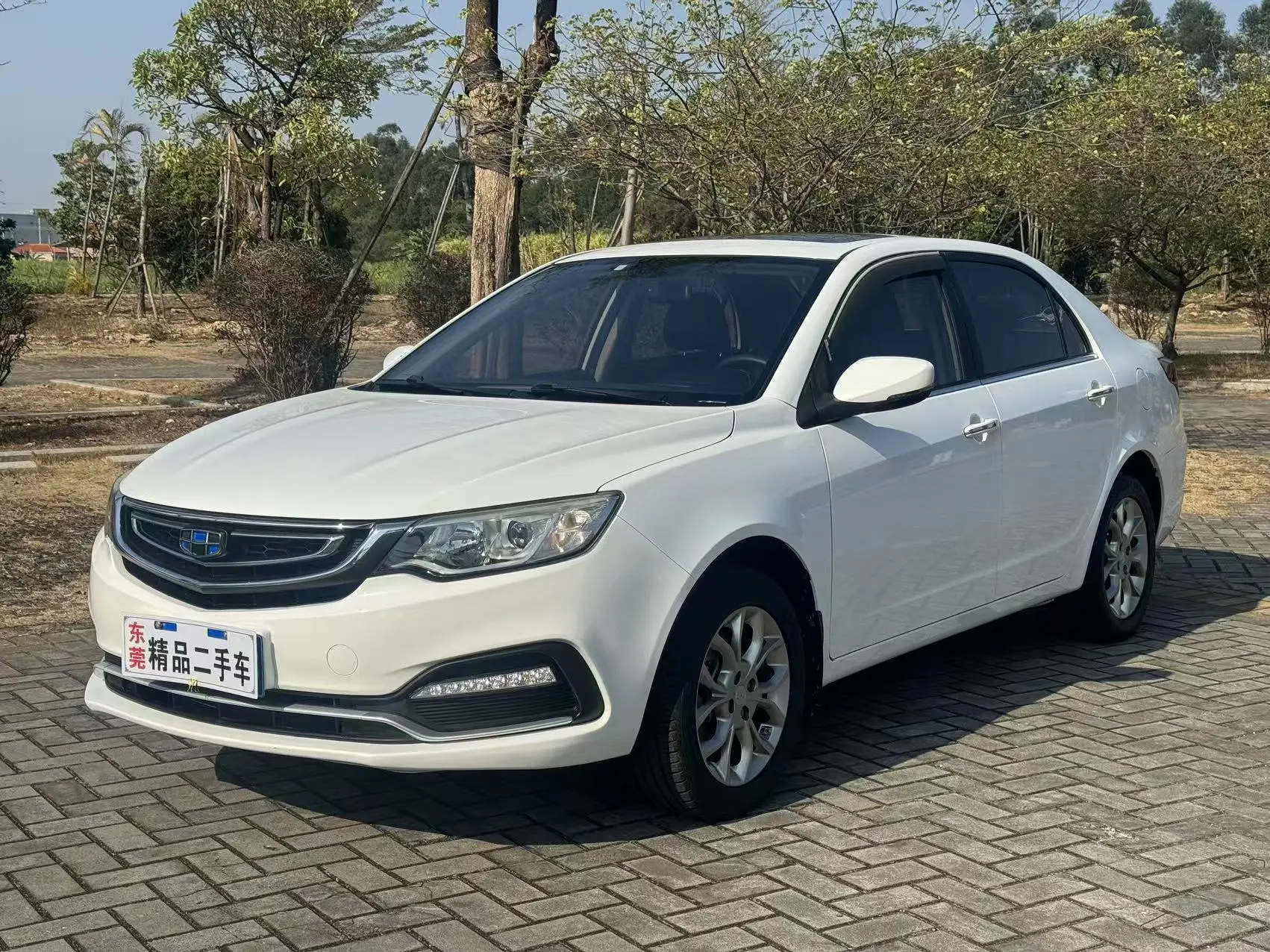 Geely Vision  из Китая