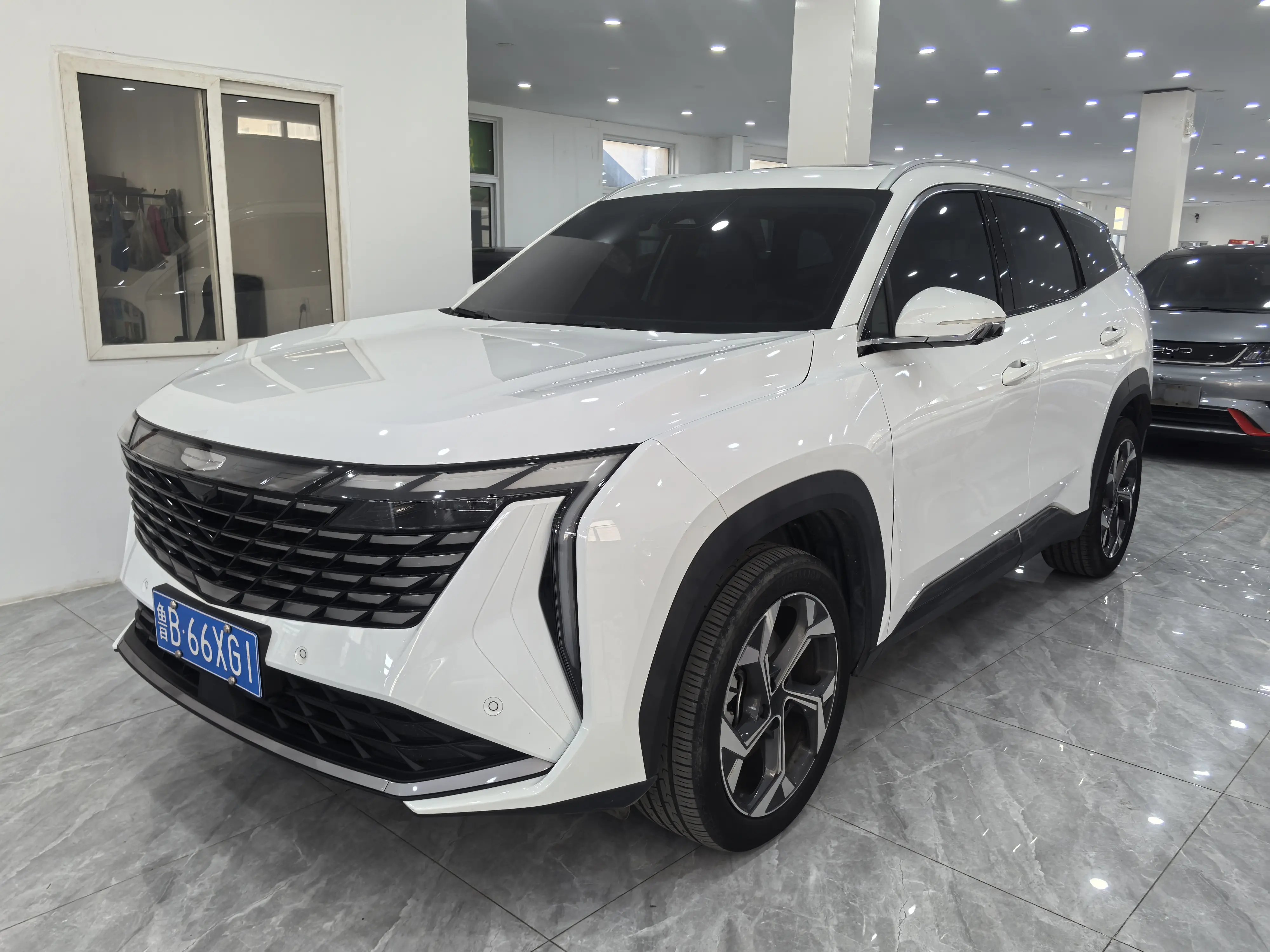 Geely Atlas L (Boyue L)  из Китая