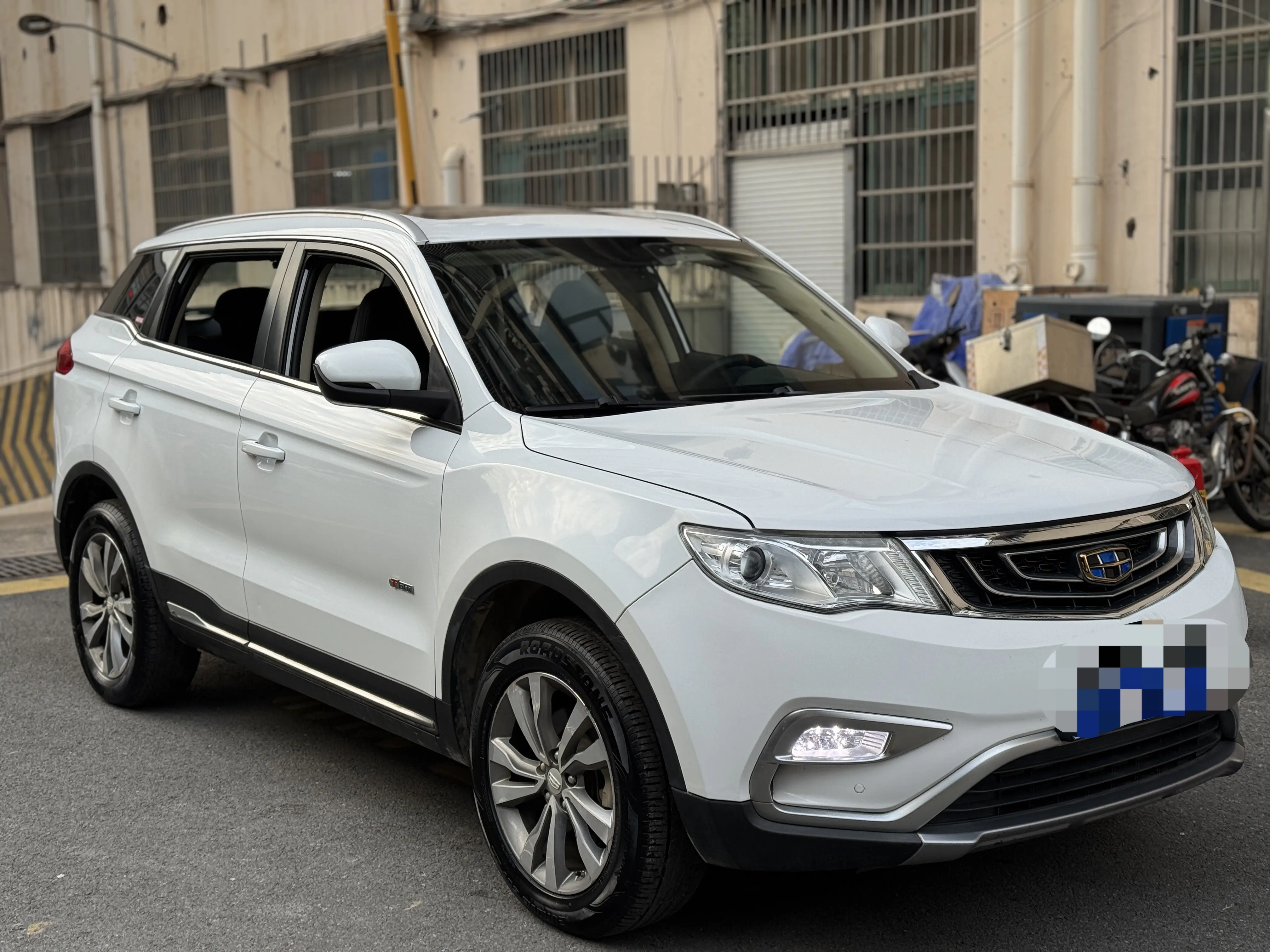 Geely Atlas (Boyue)  из Китая