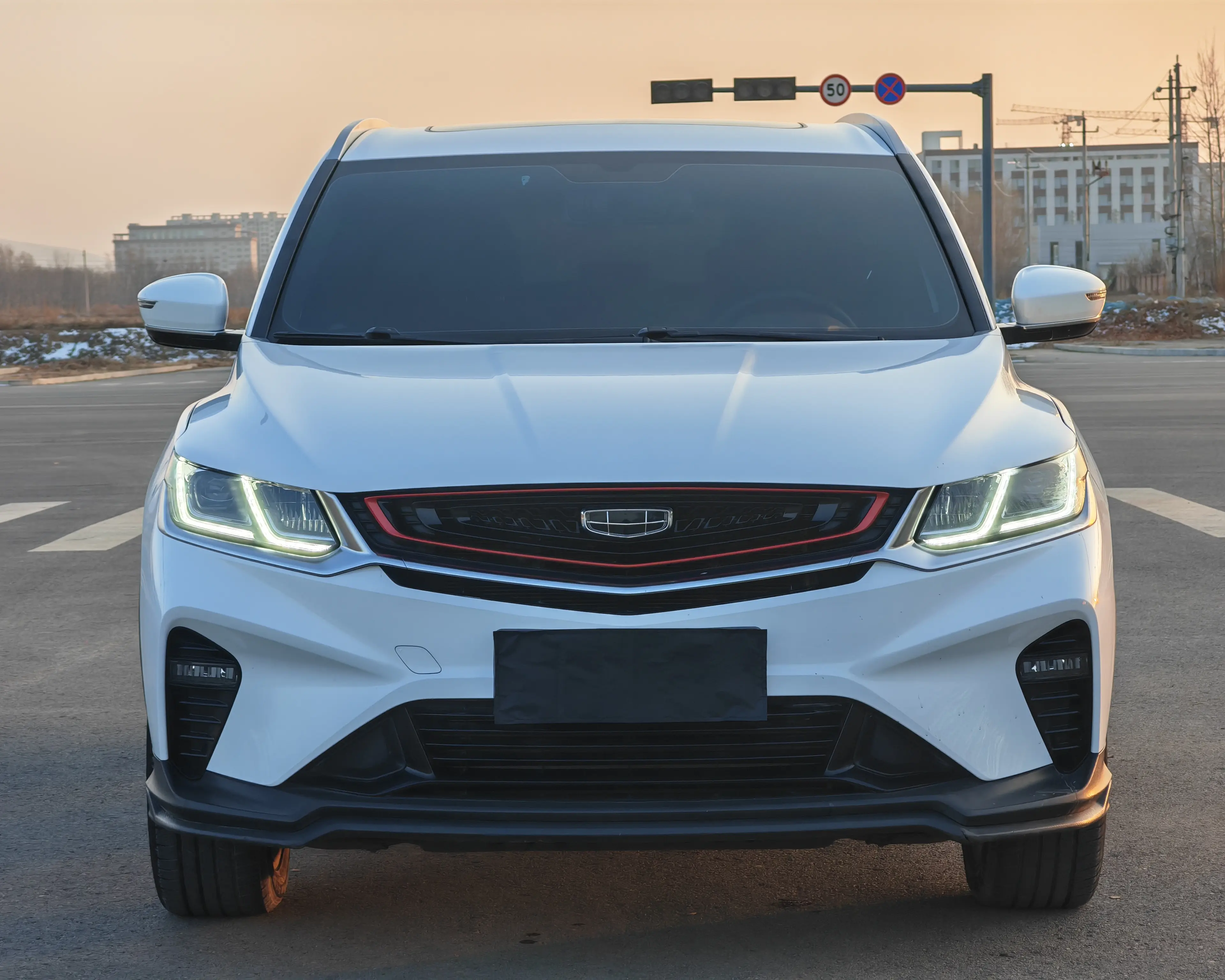 Geely Coolray SX11 (Binyue)  из Китая