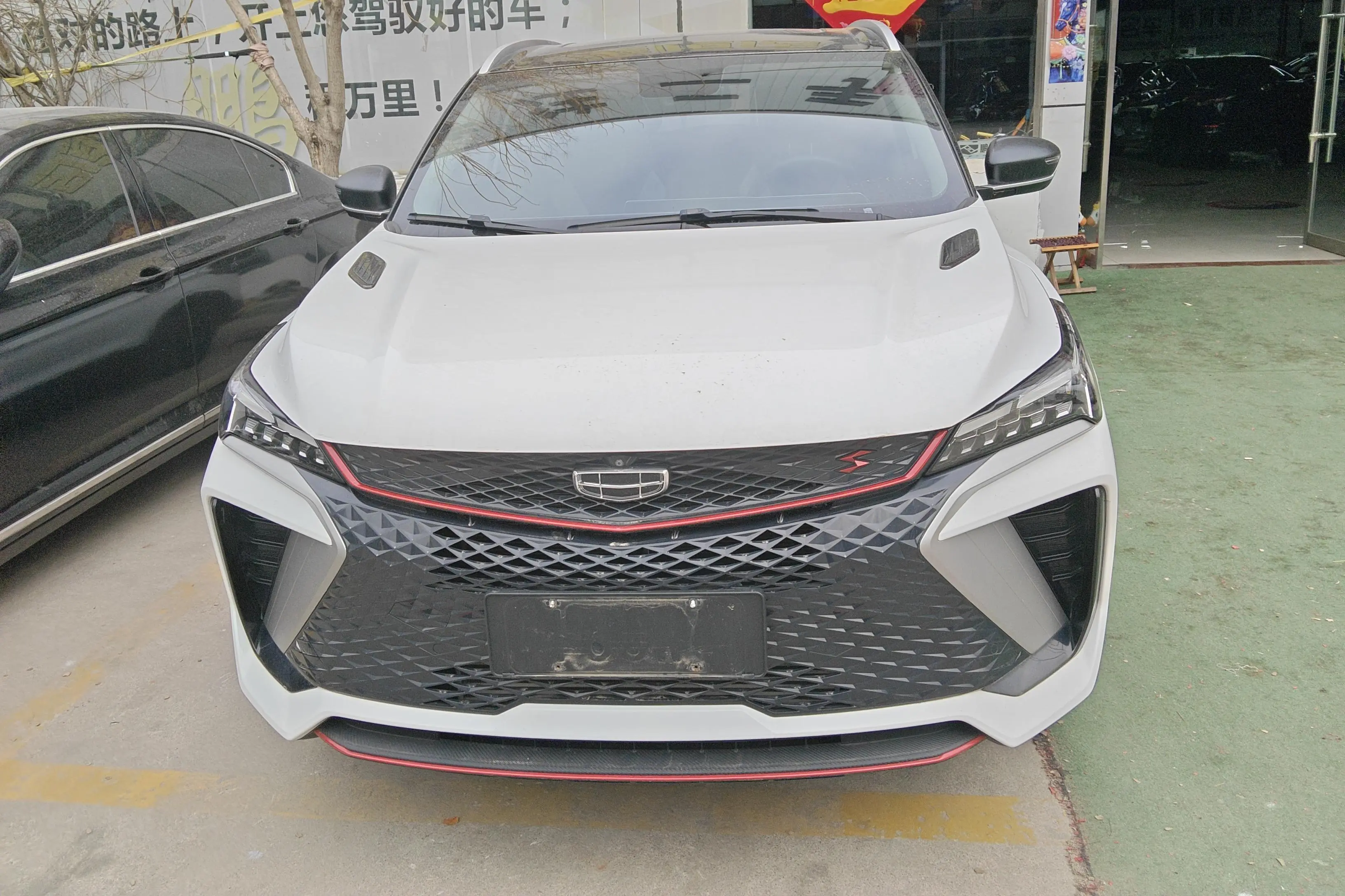 Geely Coolray SX11 (Binyue)  из Китая