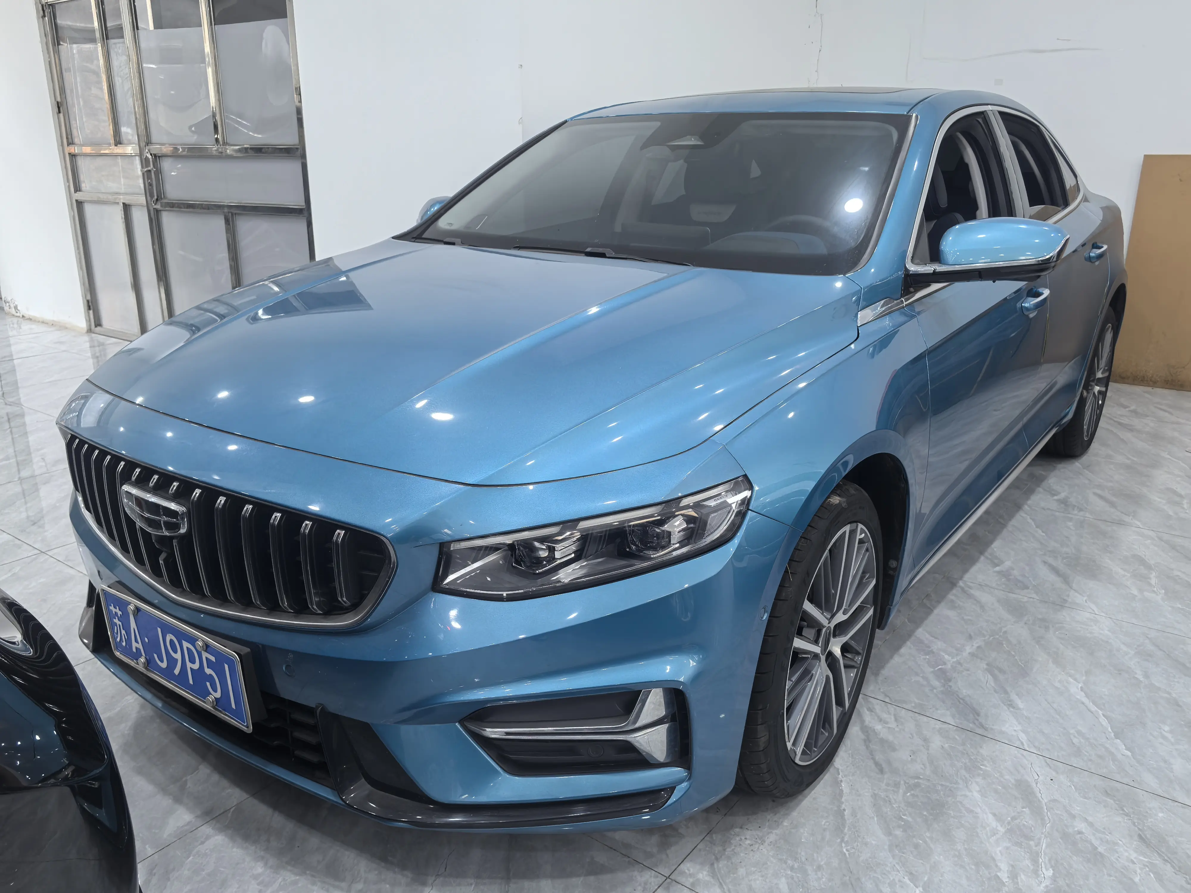 Geely Xing Rui  из Китая