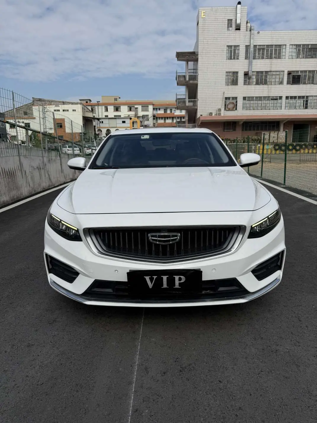Geely Xing Rui  из Китая