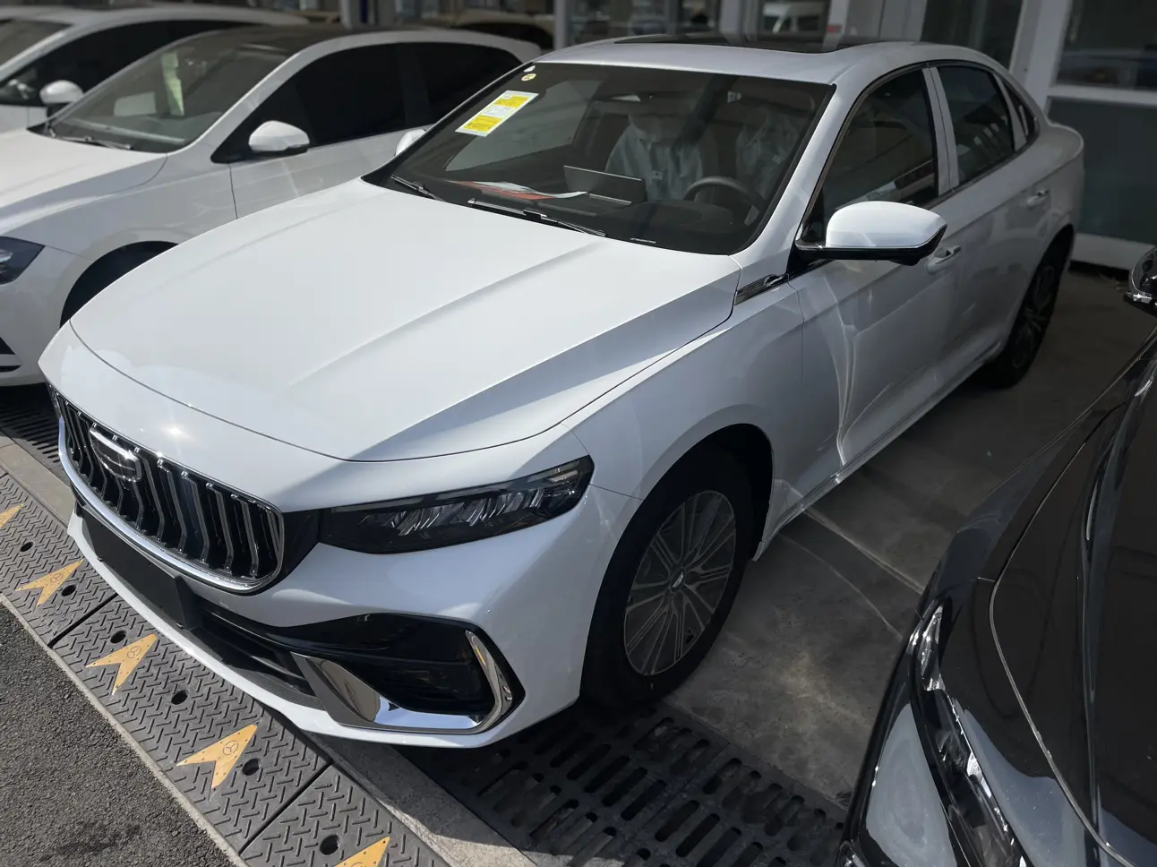 Geely Xing Rui  из Китая