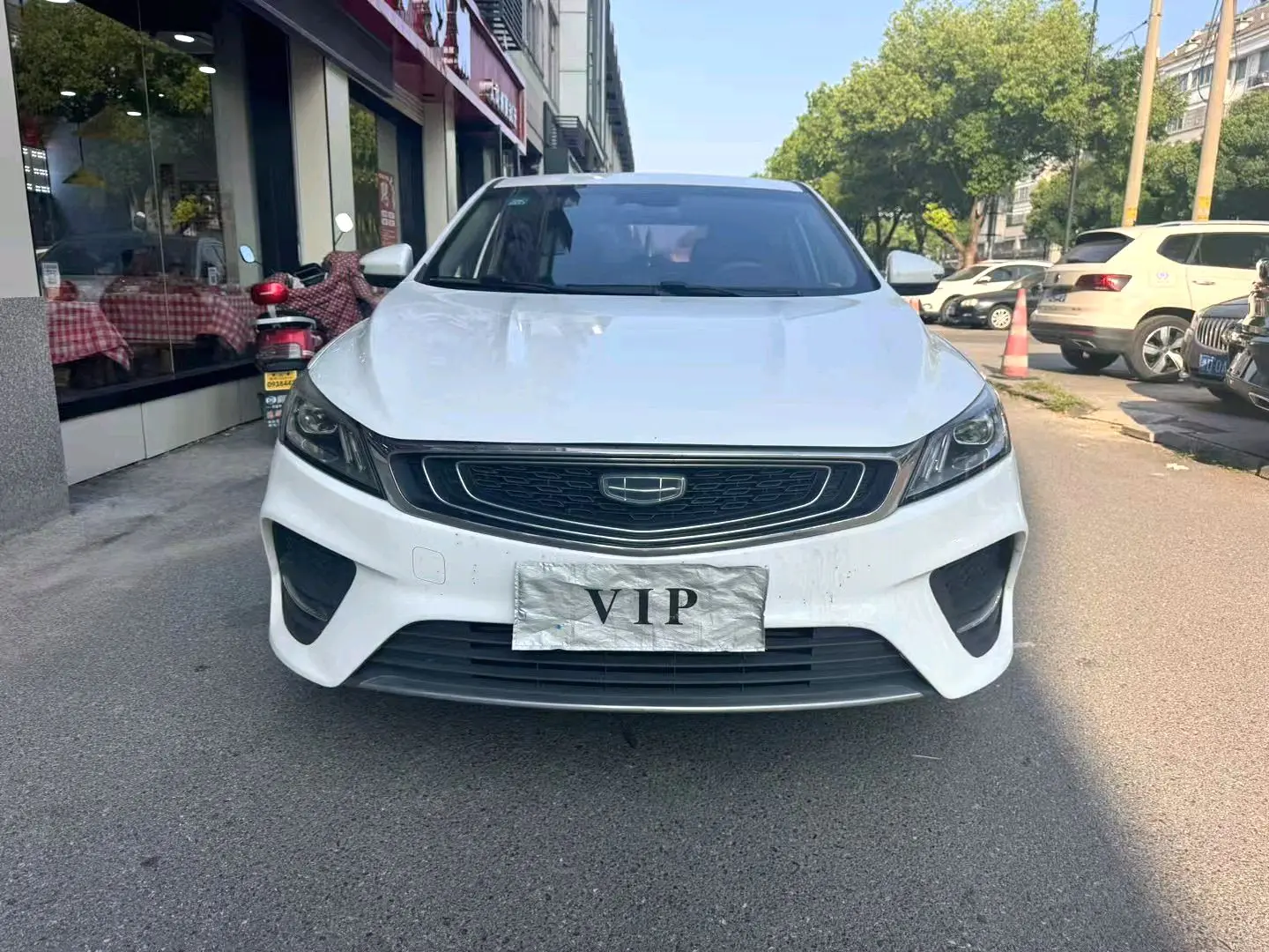 Geely Binrui  из Китая