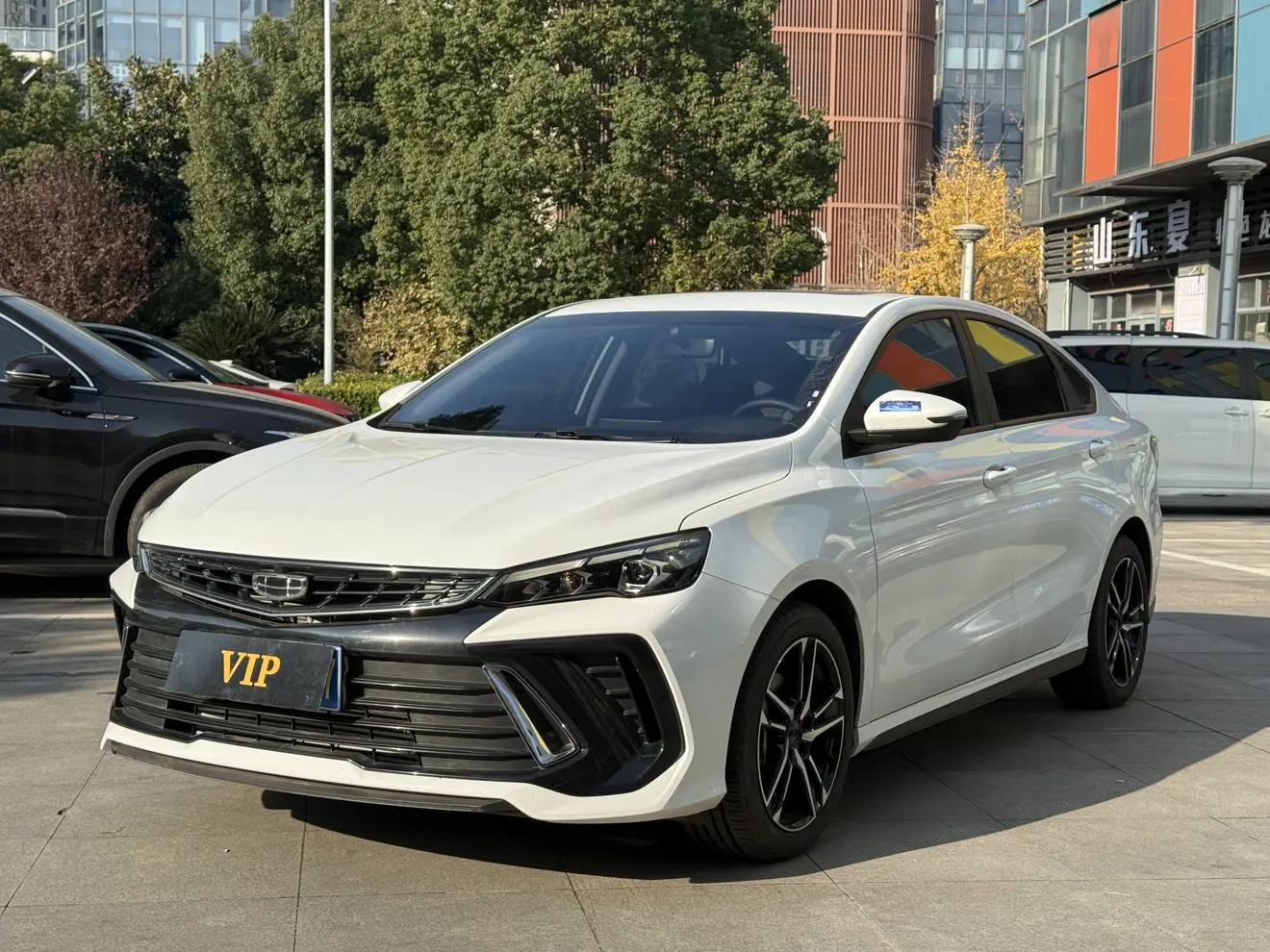 Geely Binrui  из Китая