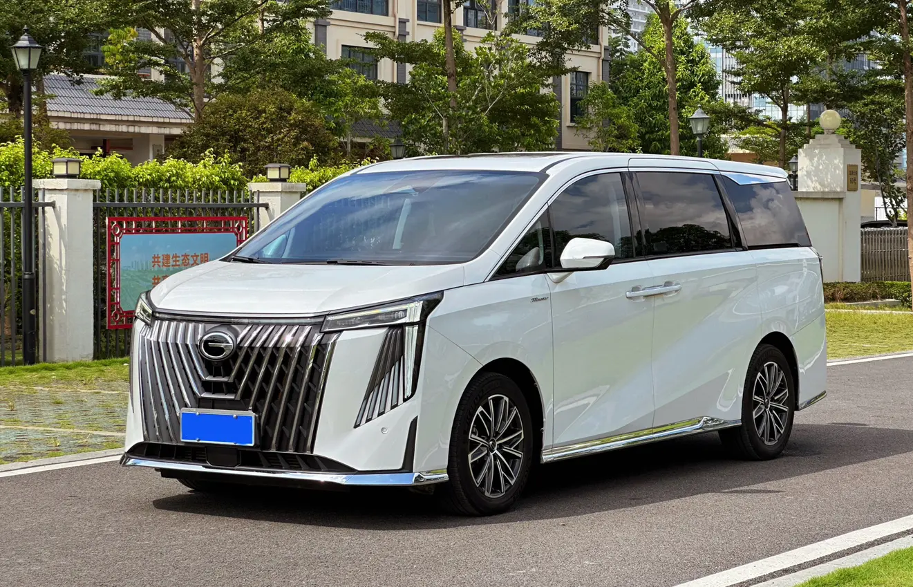 GAC Trumpchi M8  из Китая