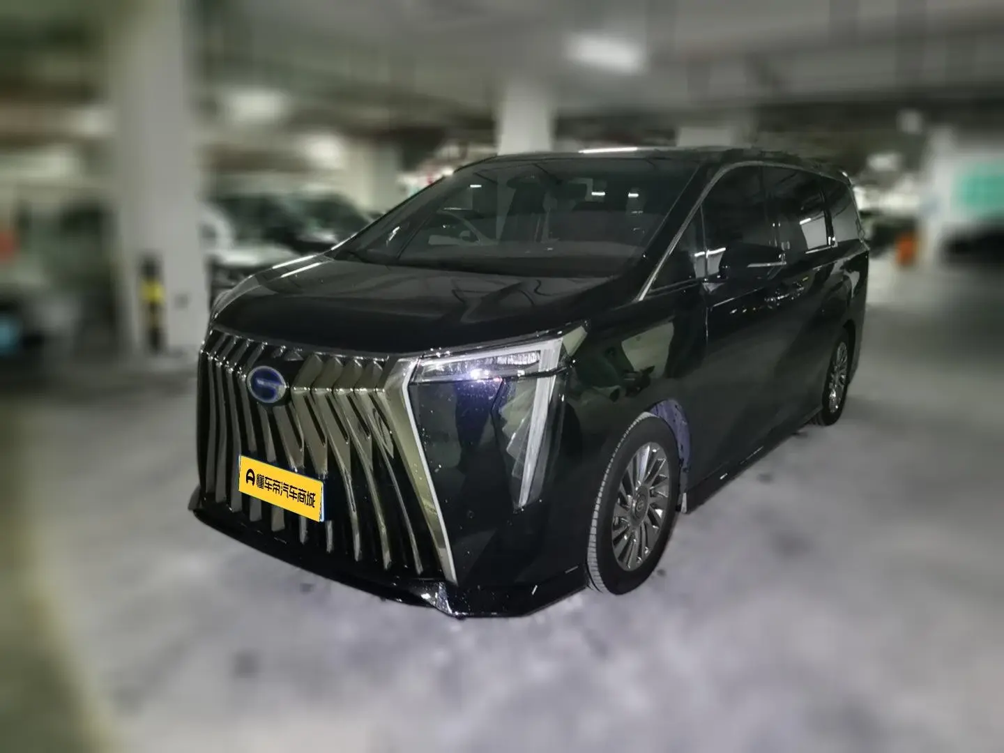 GAC Trumpchi M8  из Китая