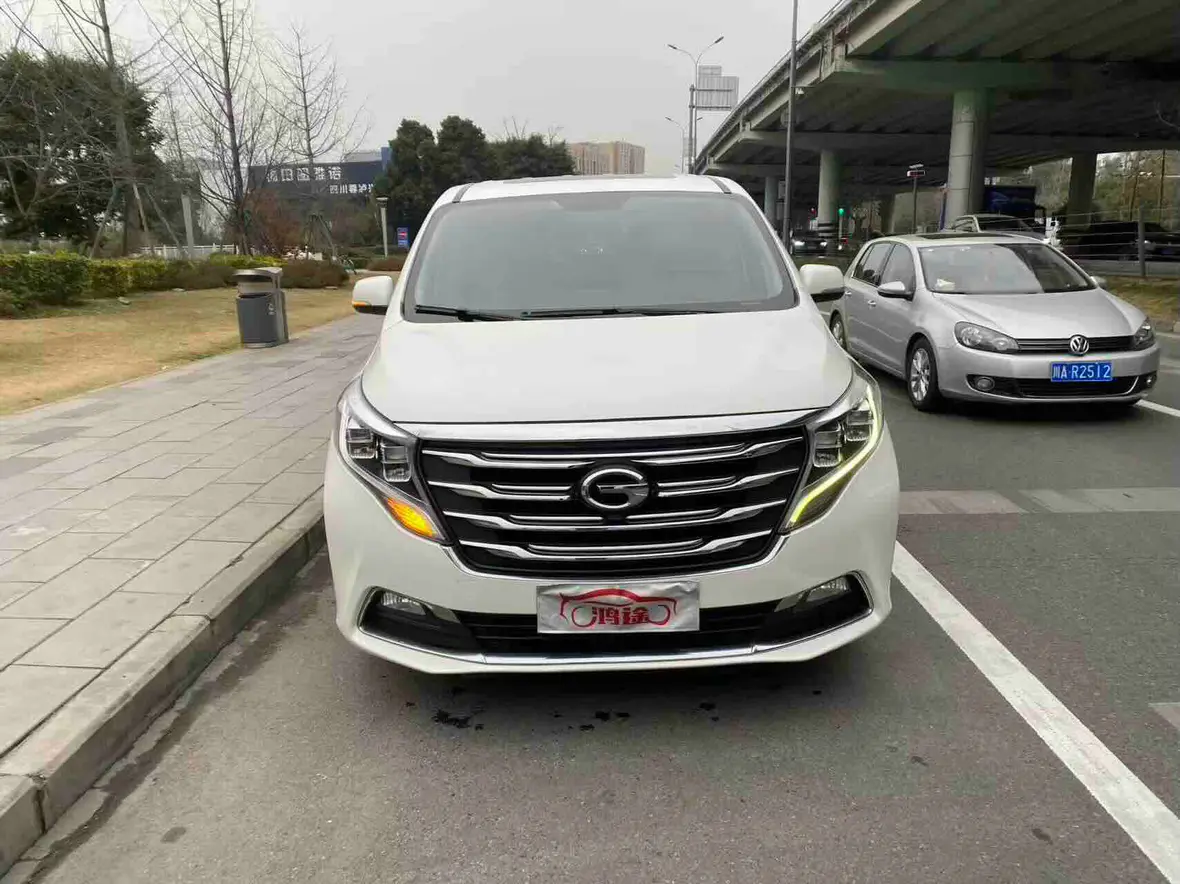 GAC Trumpchi M8  из Китая