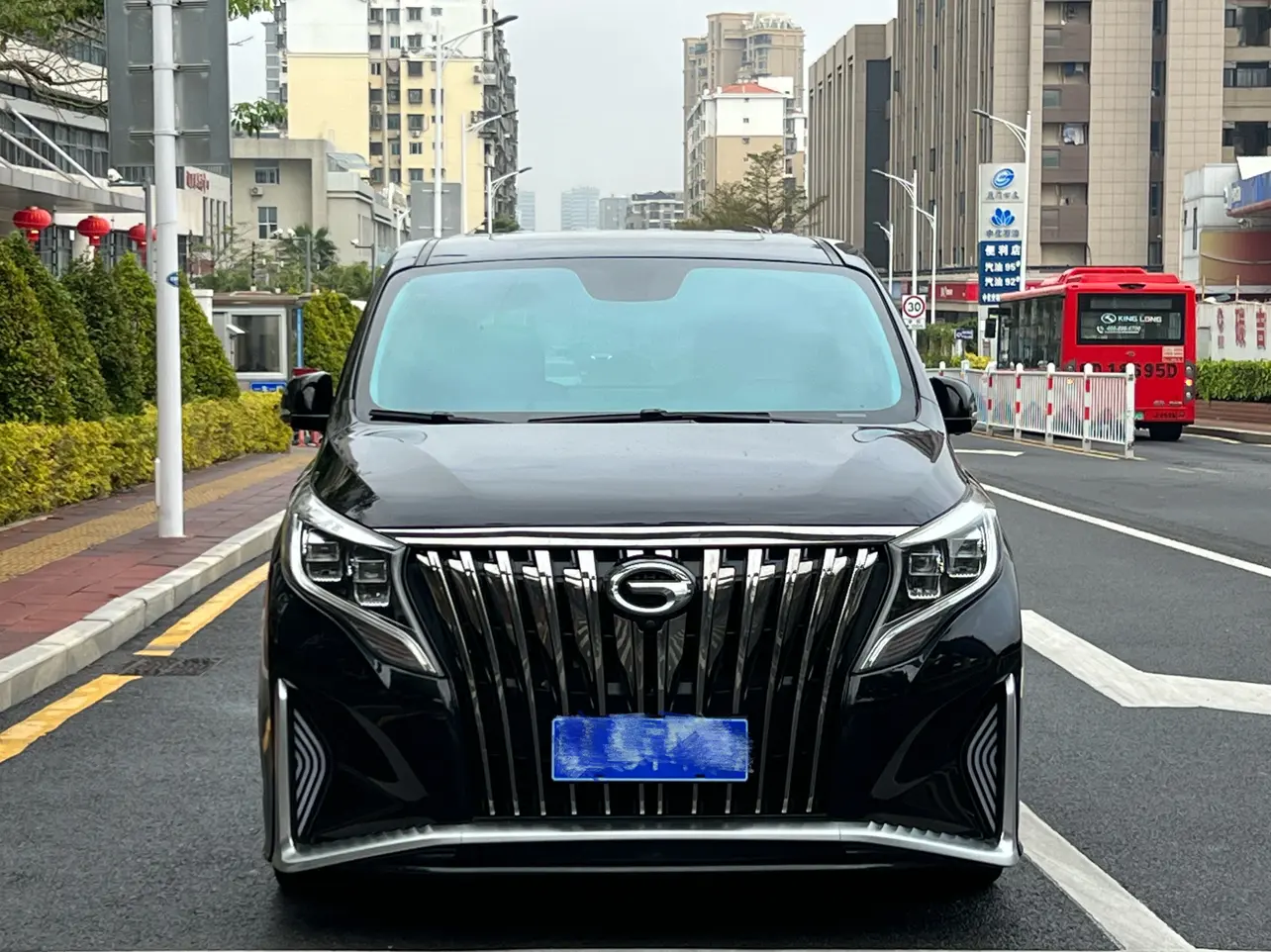 GAC Trumpchi M8  из Китая