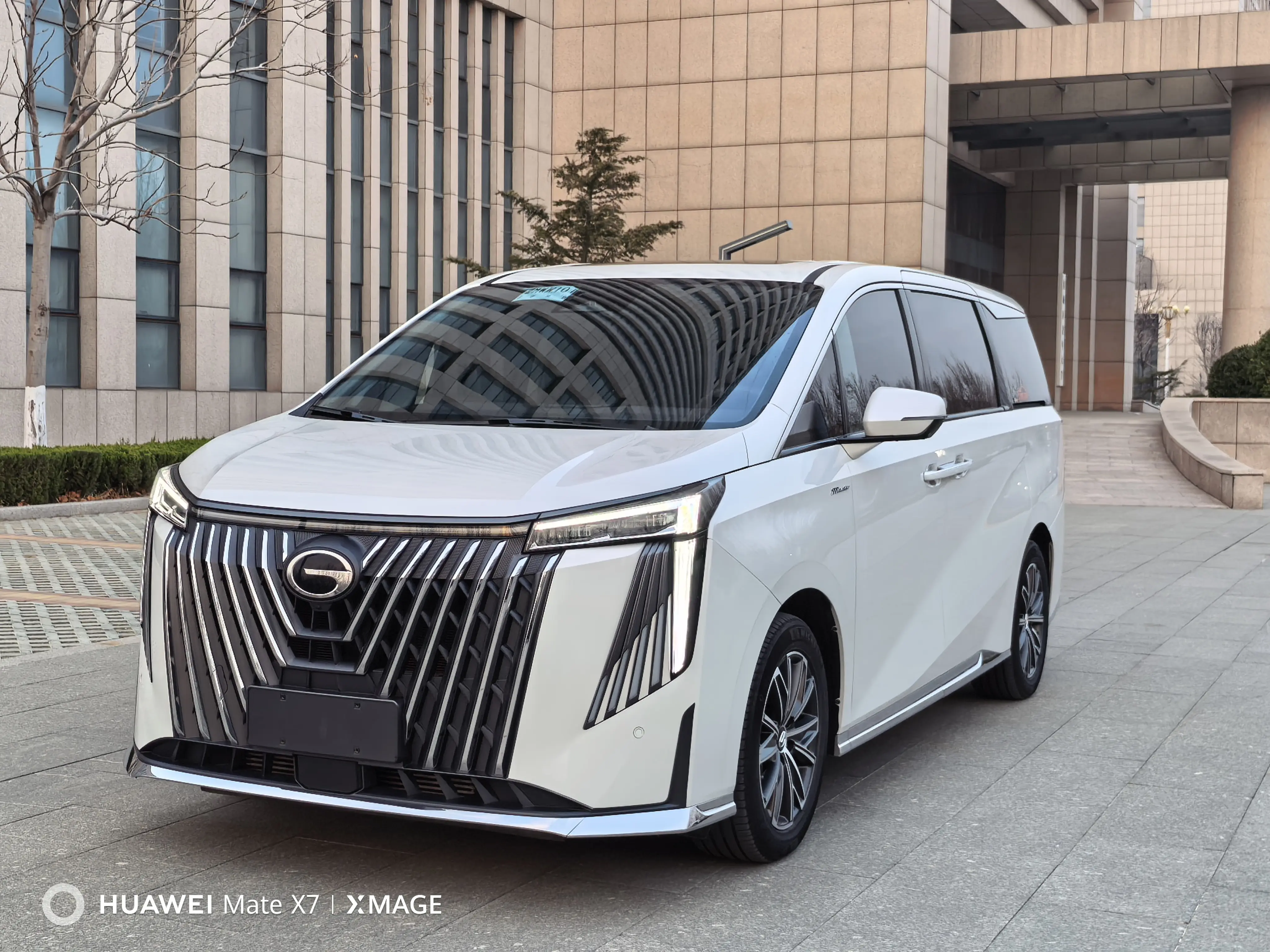 GAC Trumpchi M8  из Китая