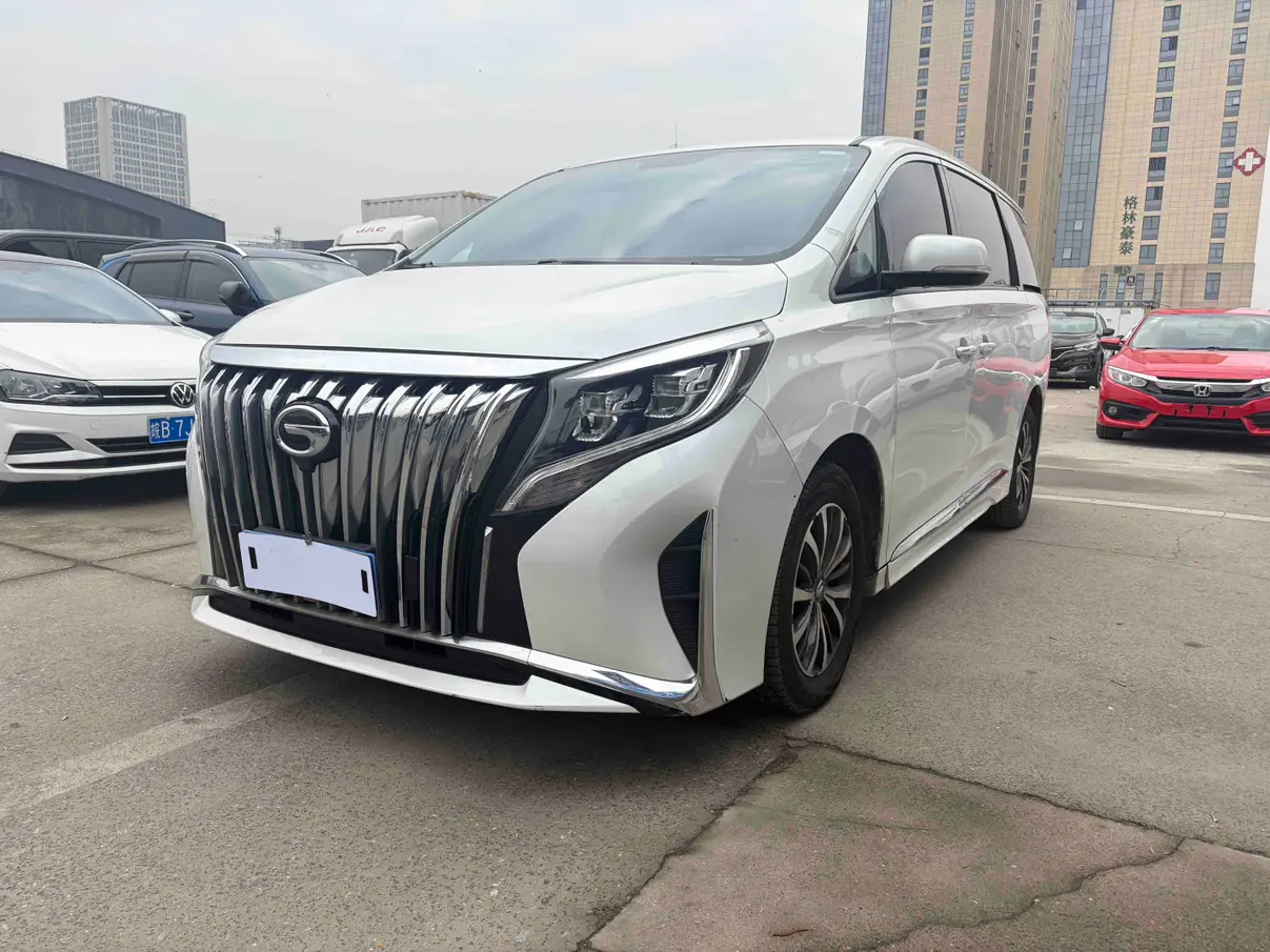 GAC Trumpchi M8  из Китая