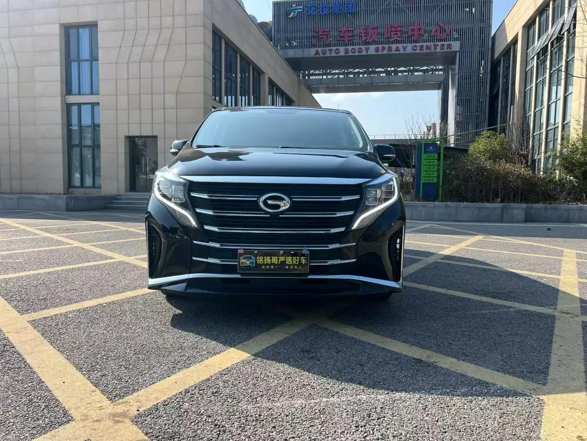 GAC Trumpchi M8  из Китая