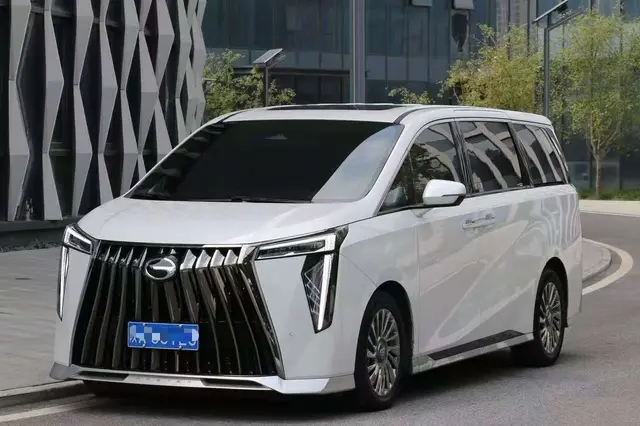 GAC Trumpchi M8  из Китая