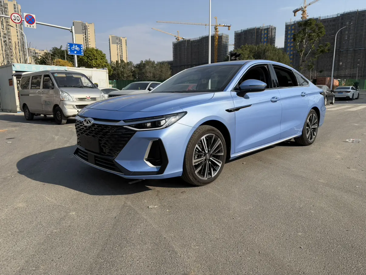 Chery Arrizo 8  из Китая