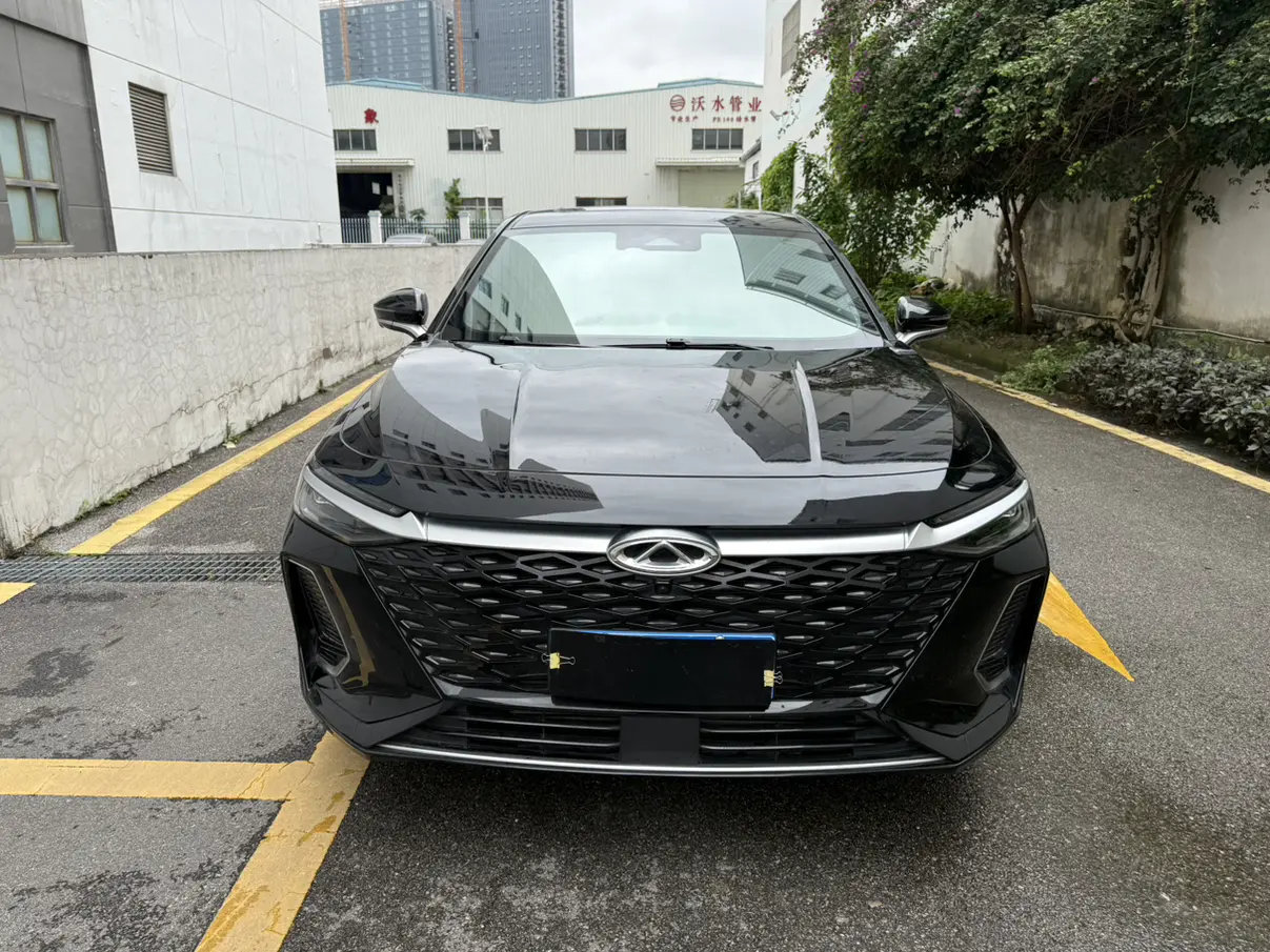 Chery Arrizo 8  из Китая