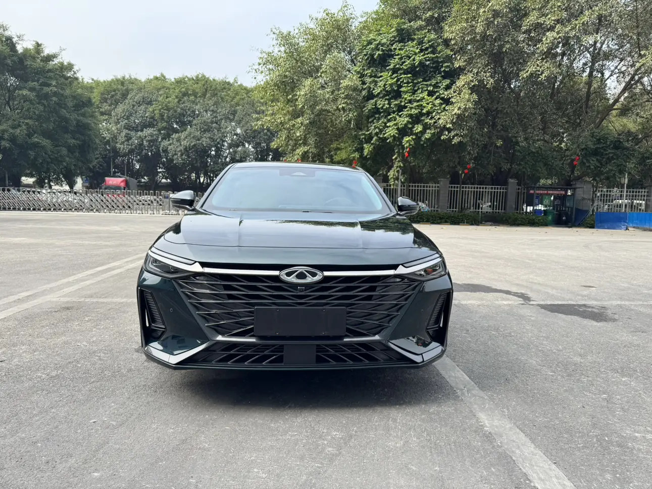 Chery Arrizo 8  из Китая