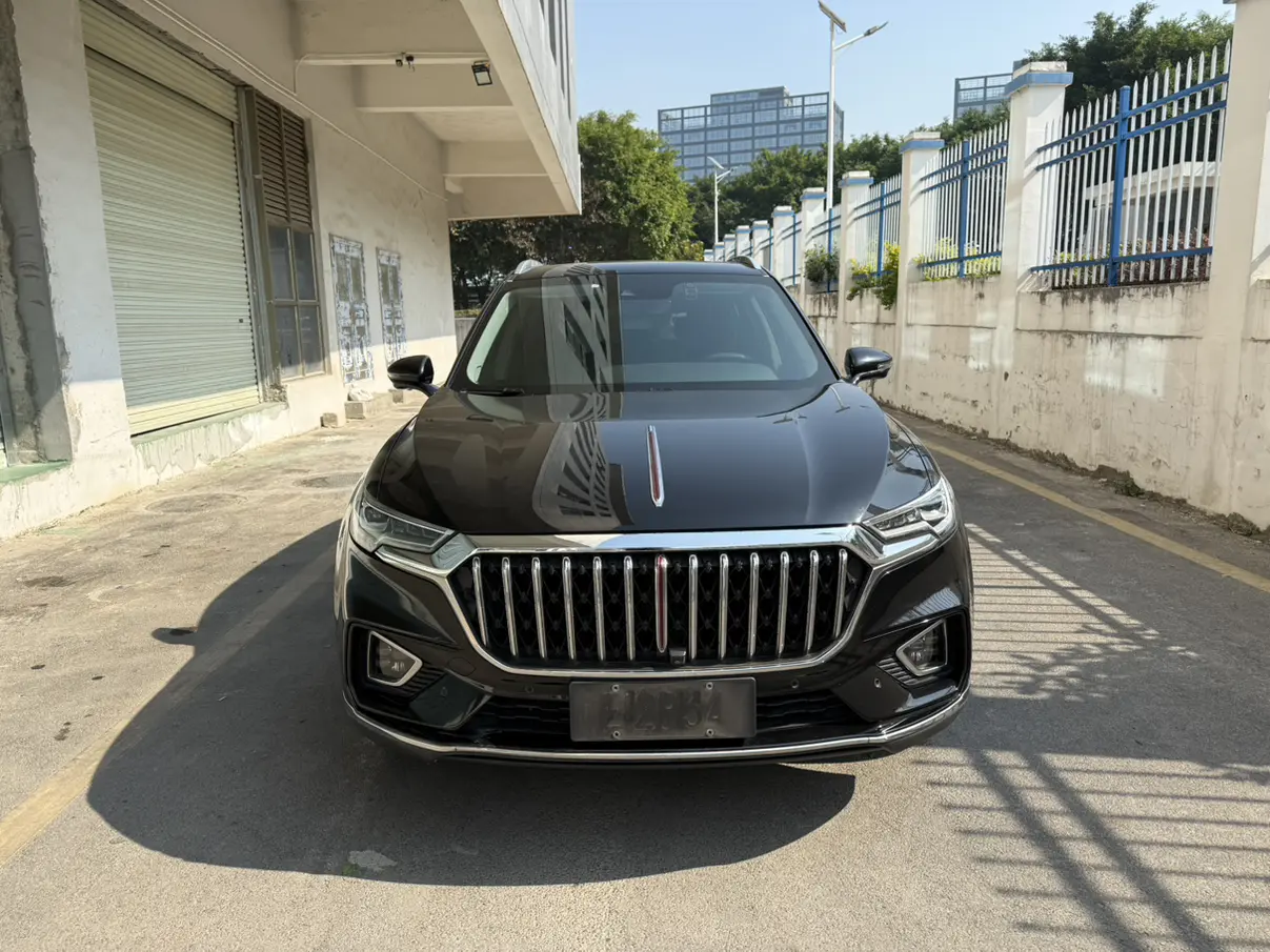 Hongqi HS5  из Китая