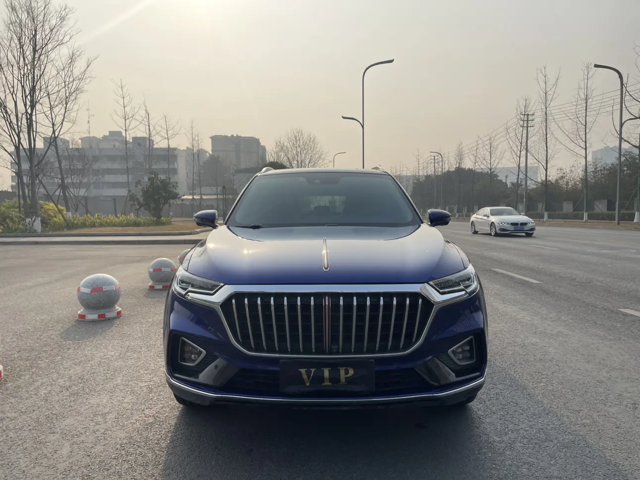 Hongqi HS5  из Китая