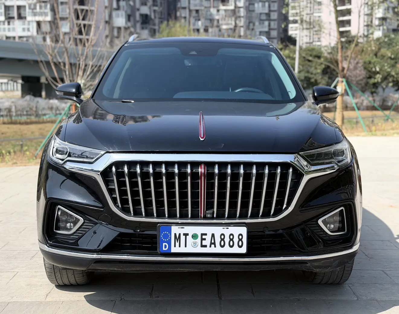 Hongqi HS5  из Китая