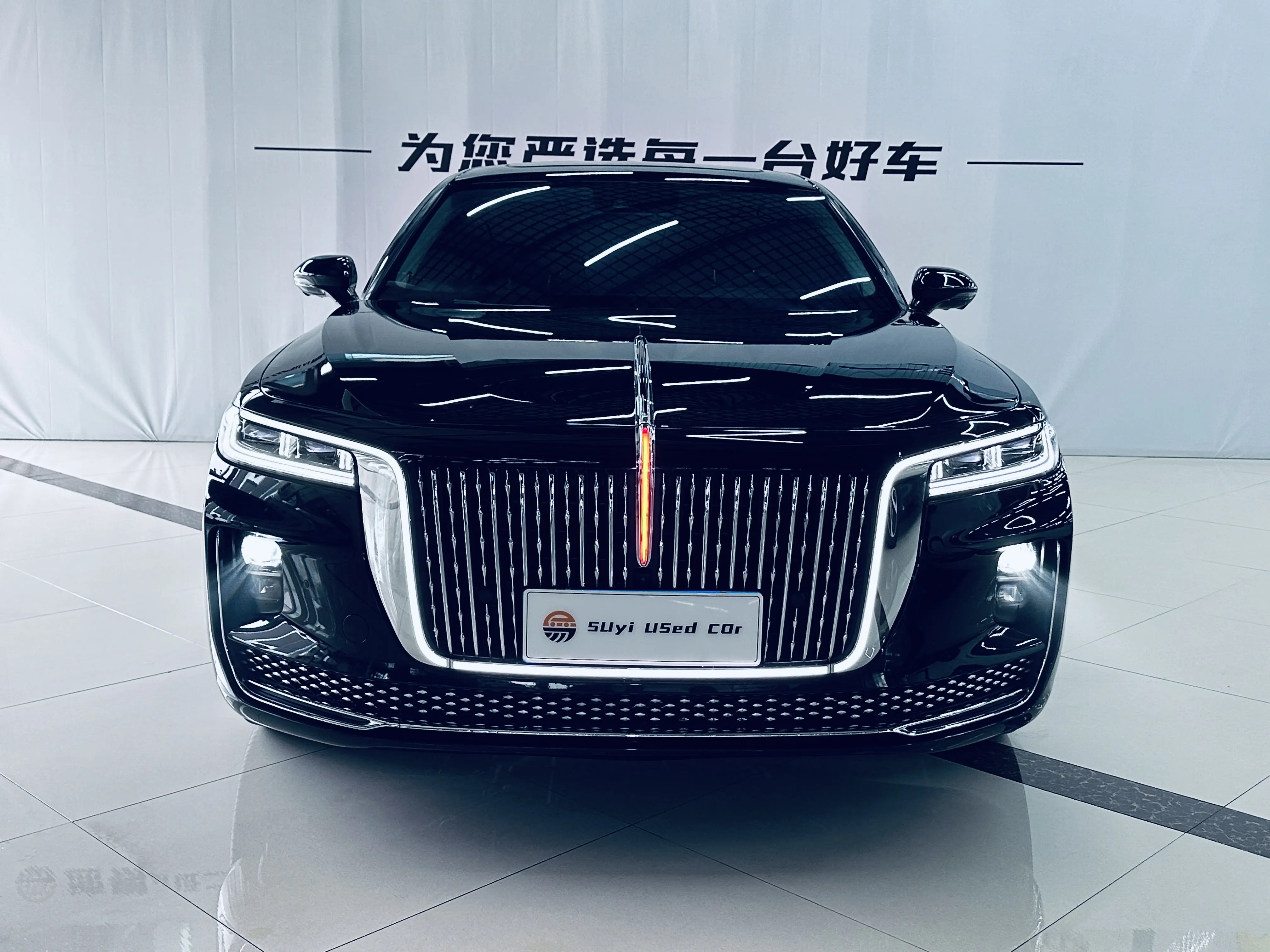 Hongqi H9  из Китая