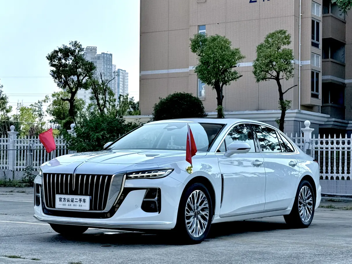 Hongqi H5  из Китая