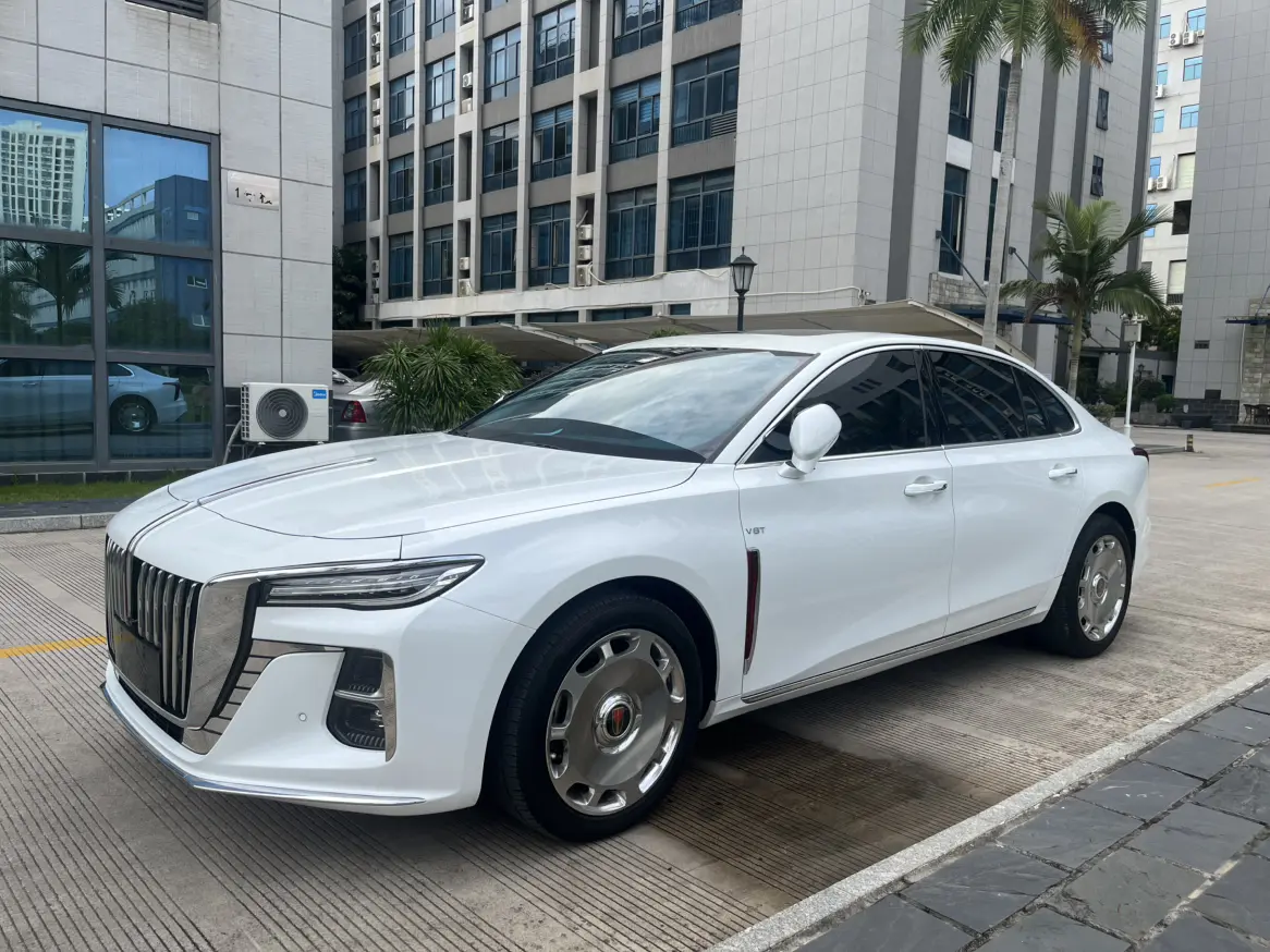 Hongqi H5  из Китая