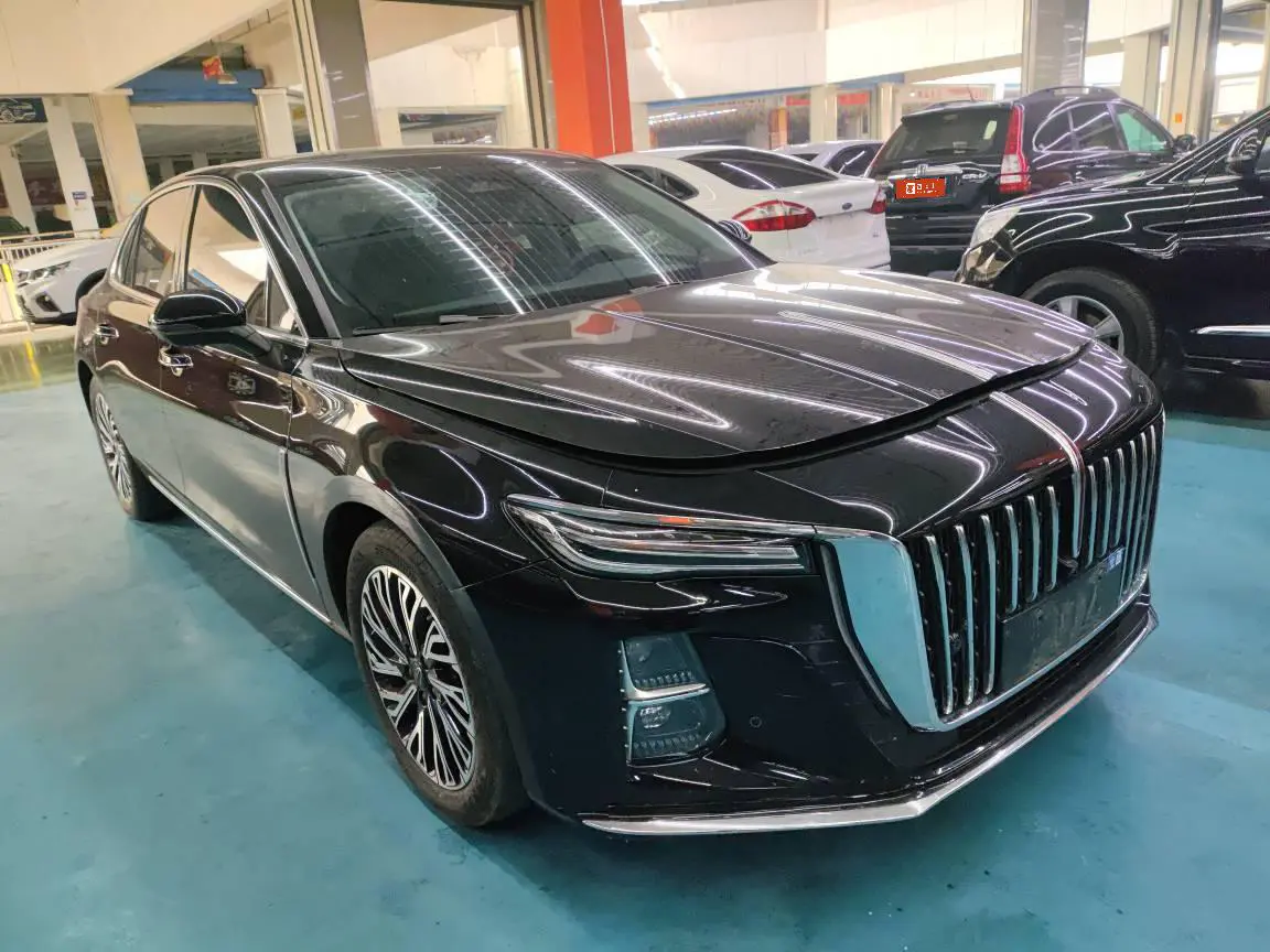 Hongqi H5  из Китая