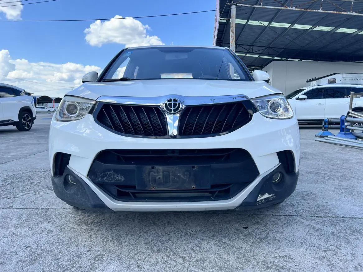 Brilliance China V3  из Китая