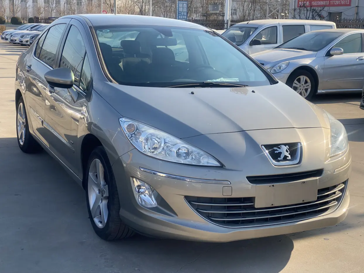 Peugeot 408  из Китая