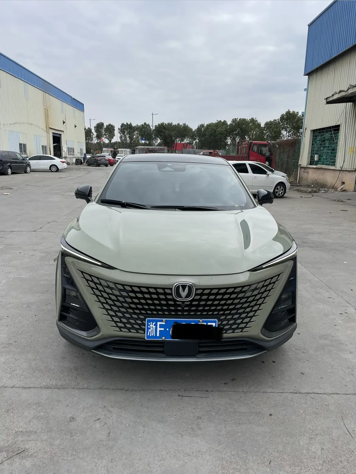 Changan UNI-T  из Китая