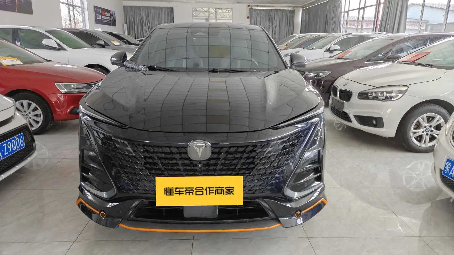 Changan UNI-T  из Китая