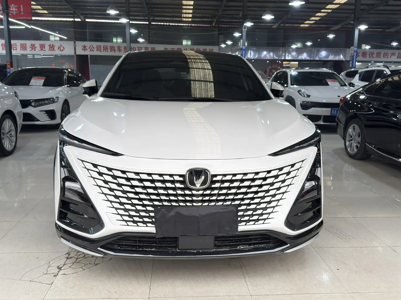 Changan UNI-T  из Китая