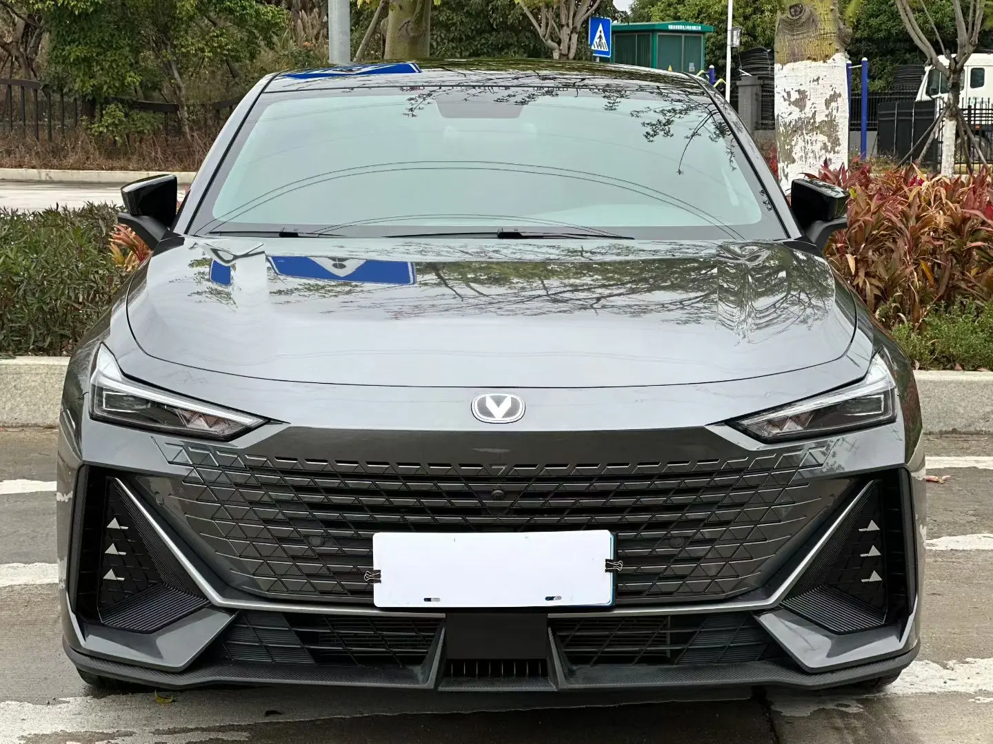 Changan UNI-V  из Китая