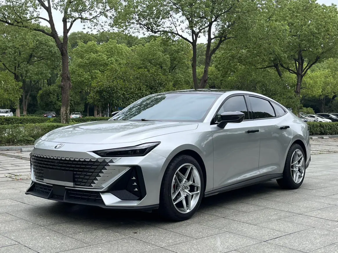 Changan UNI-V  из Китая