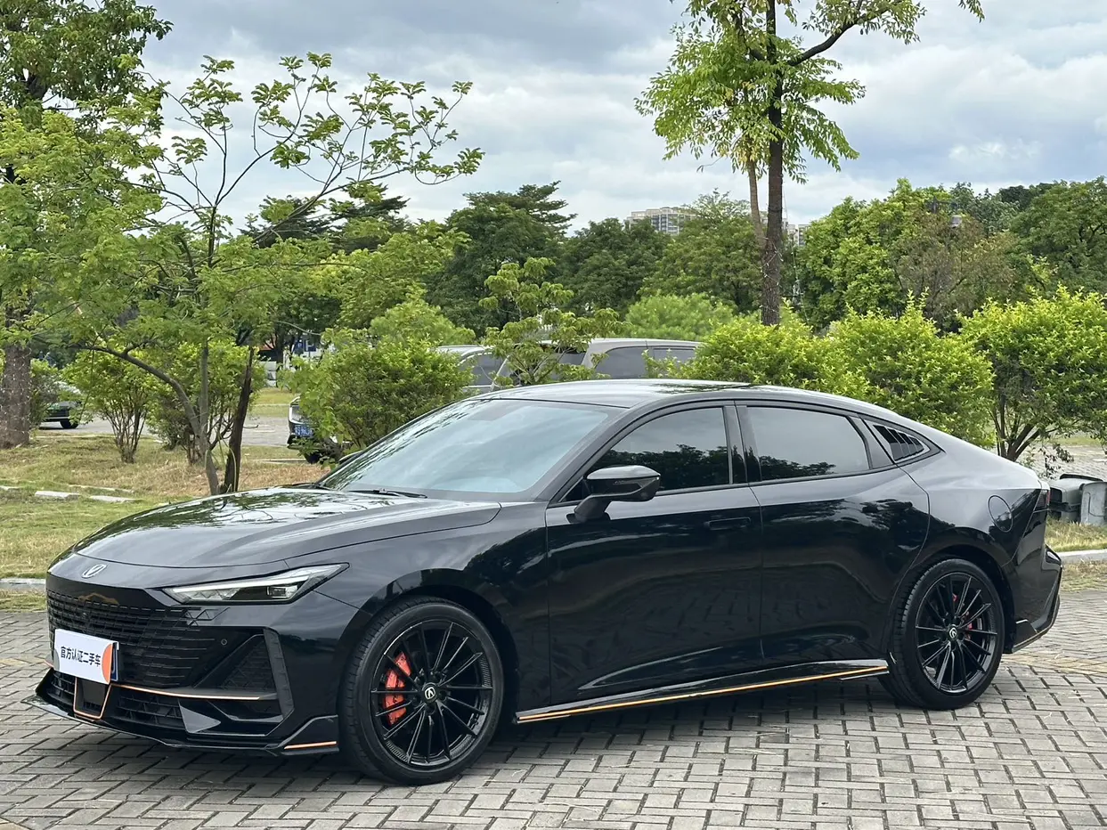 Changan UNI-V  из Китая