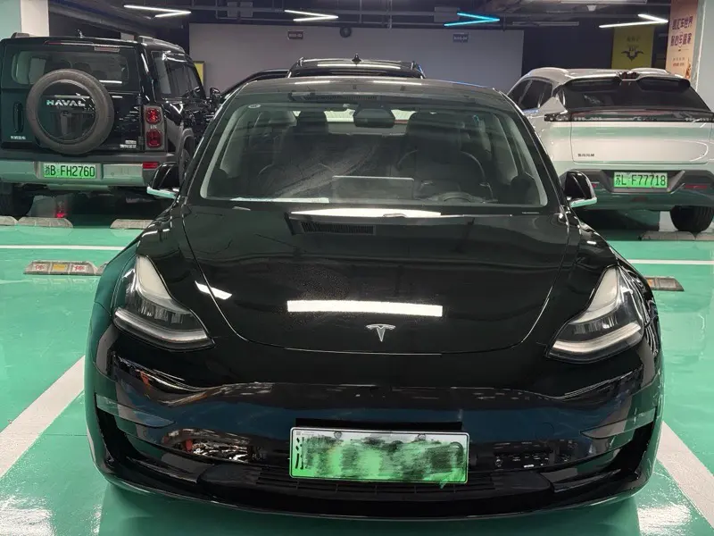 Tesla Model 3  из Китая