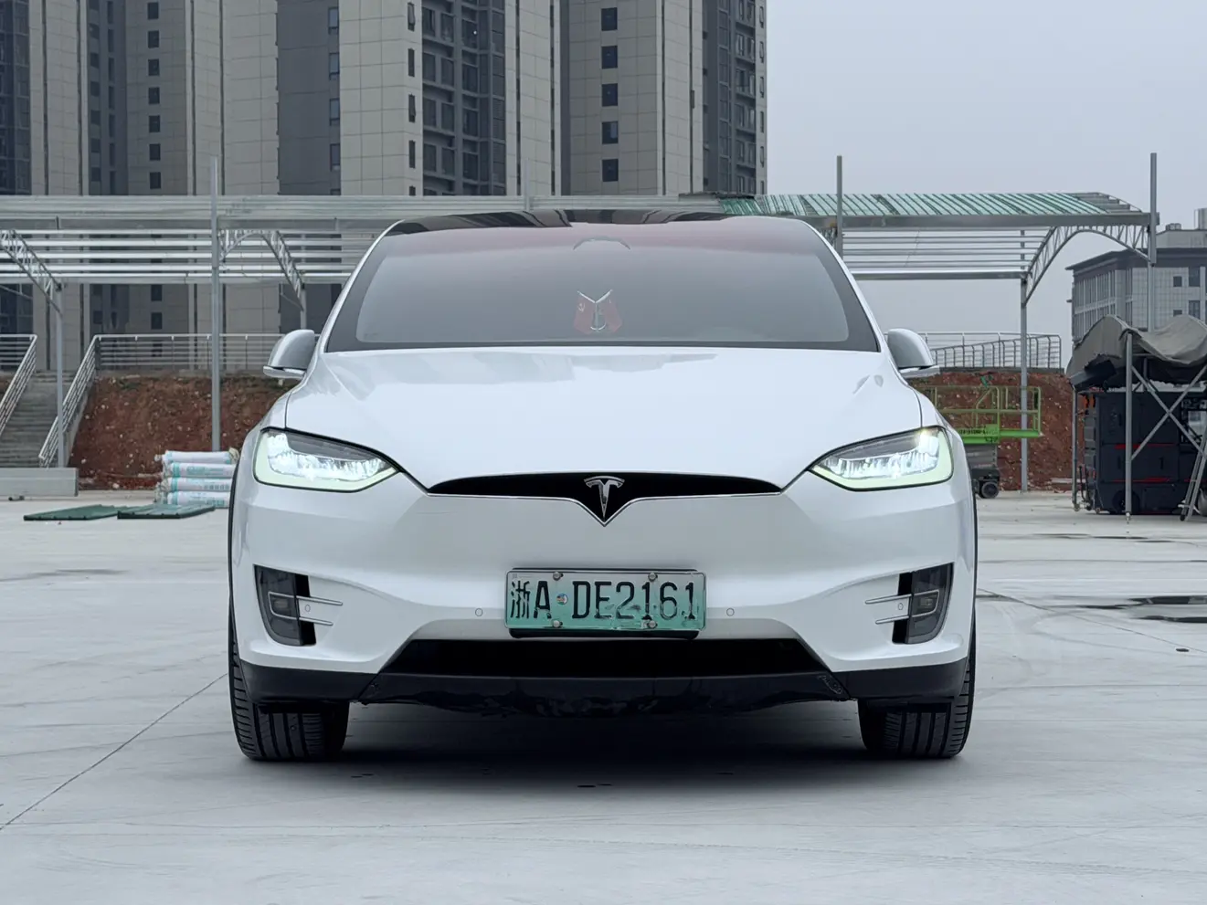 Tesla Model X  из Китая