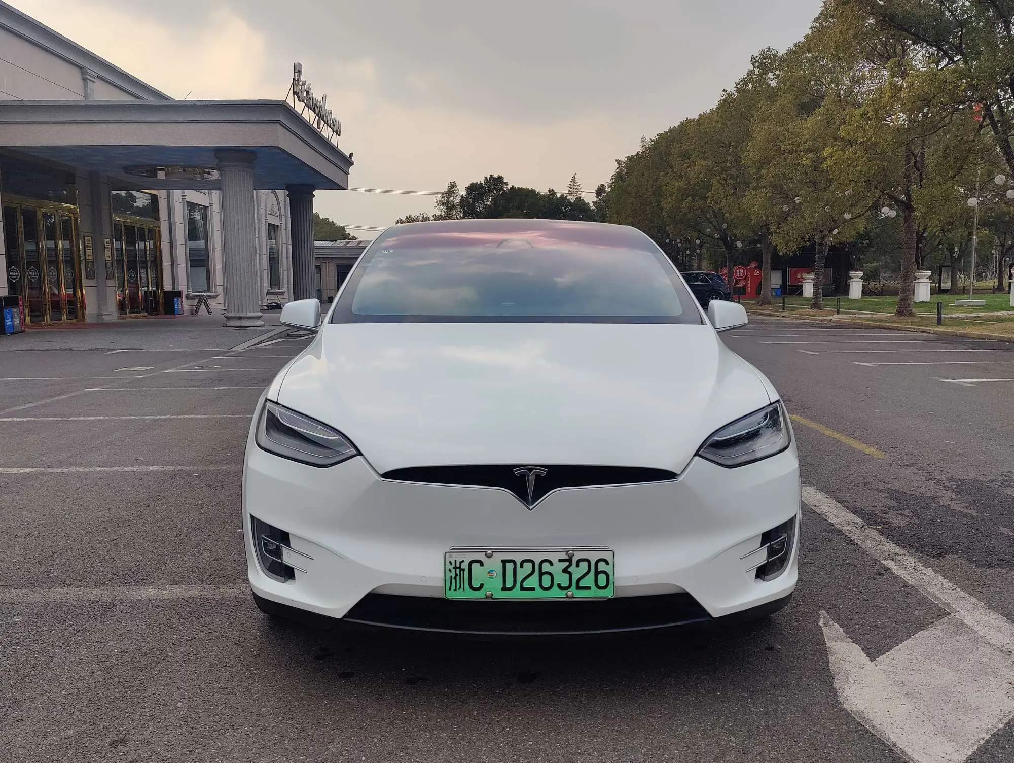 Tesla Model X  из Китая