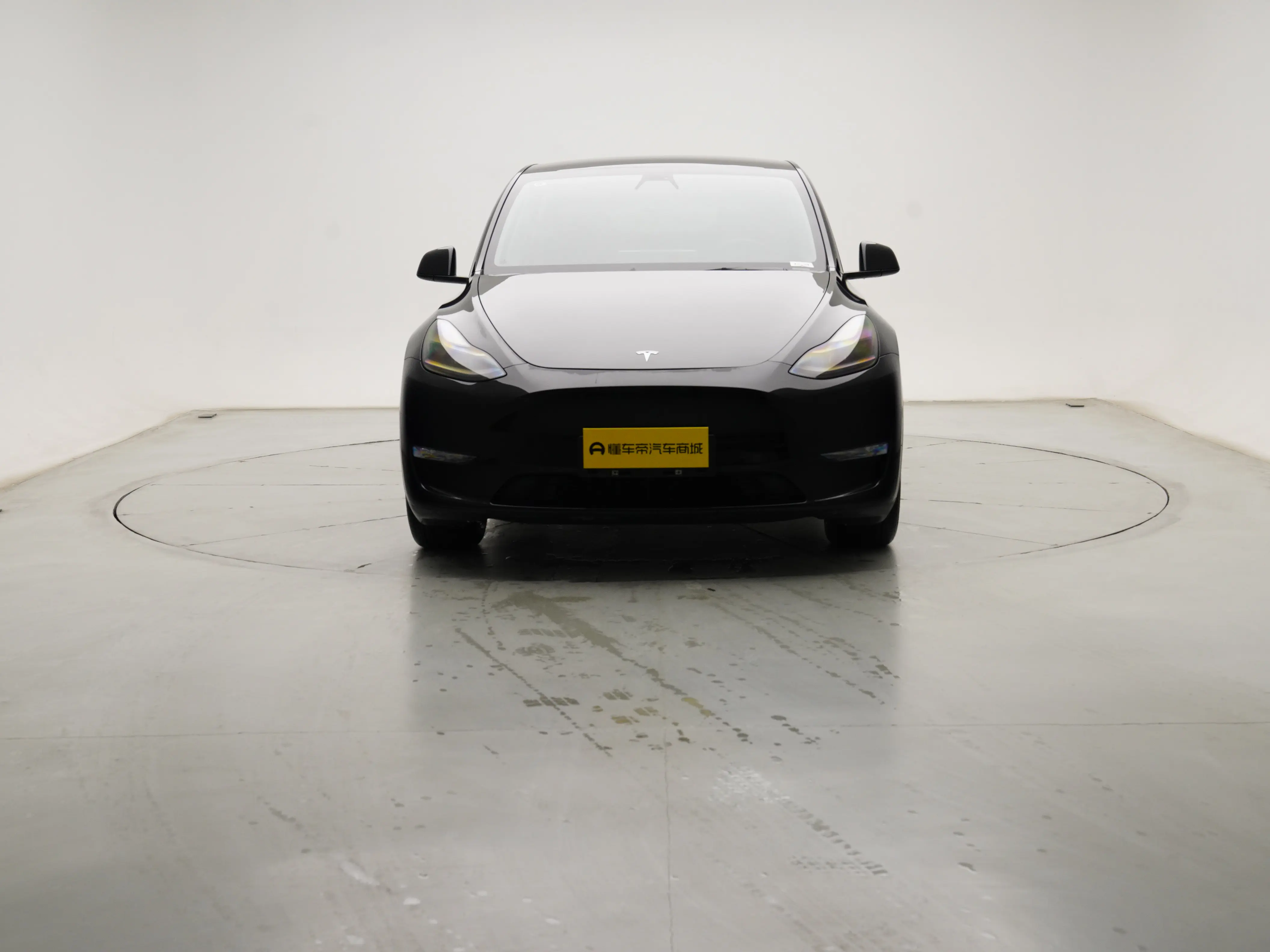 Tesla Model Y  из Китая