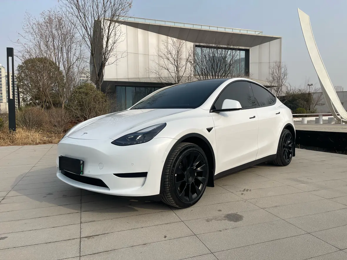Tesla Model Y  из Китая