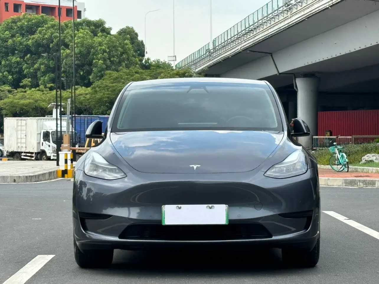 Tesla Model Y  из Китая
