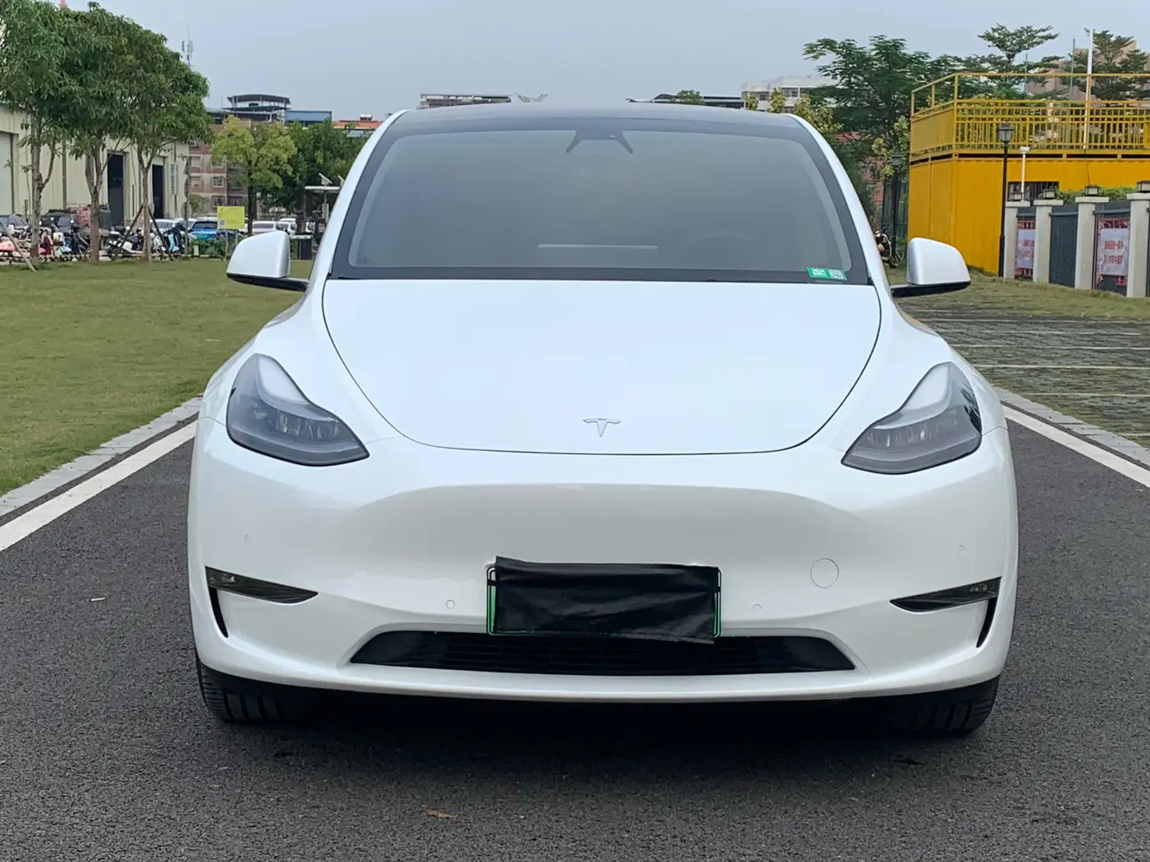 Tesla Model Y  из Китая