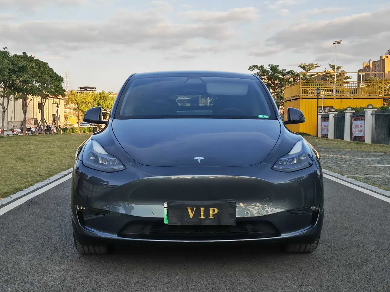 Tesla Model Y  из Китая
