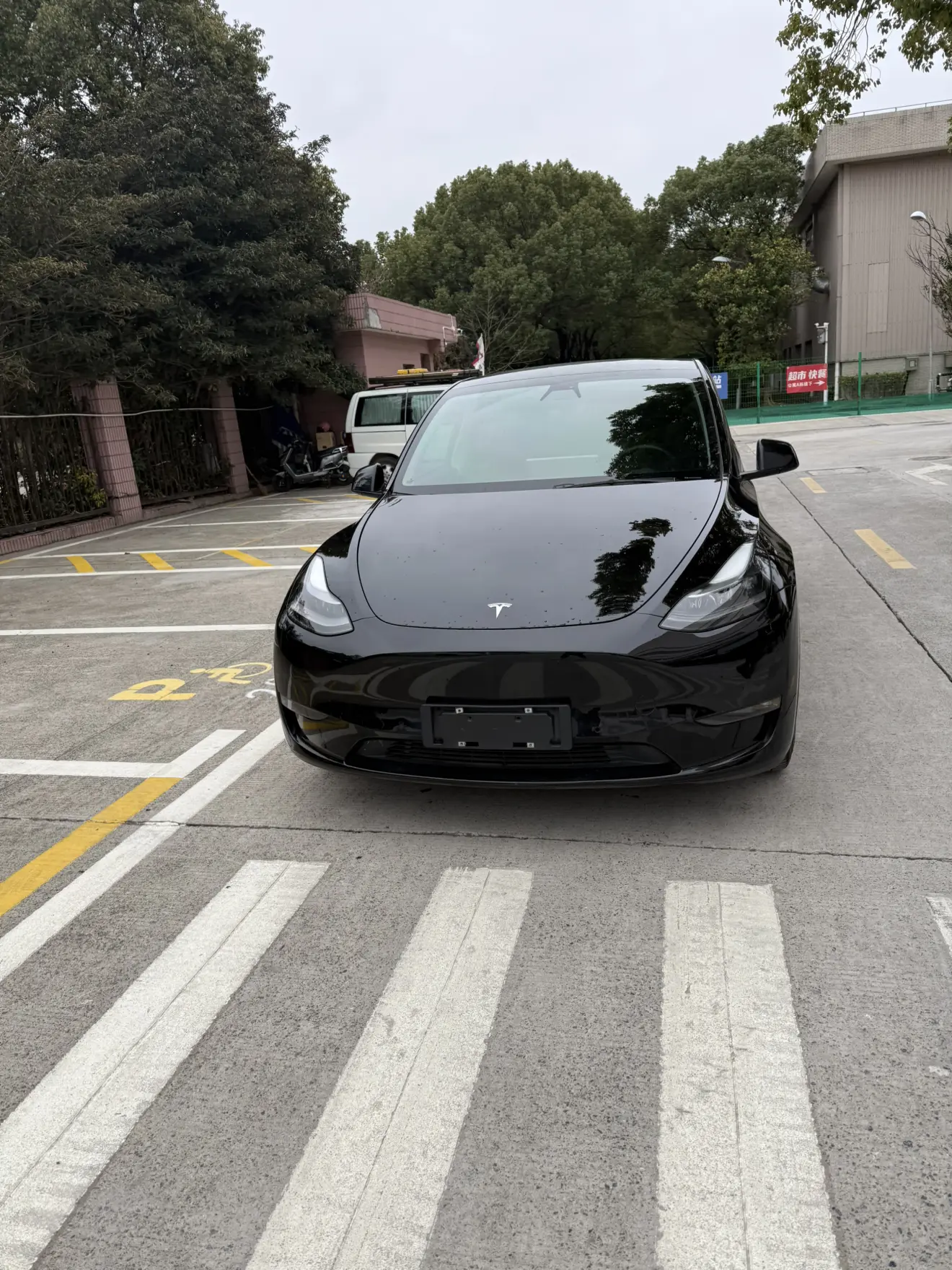 Tesla Model Y  из Китая