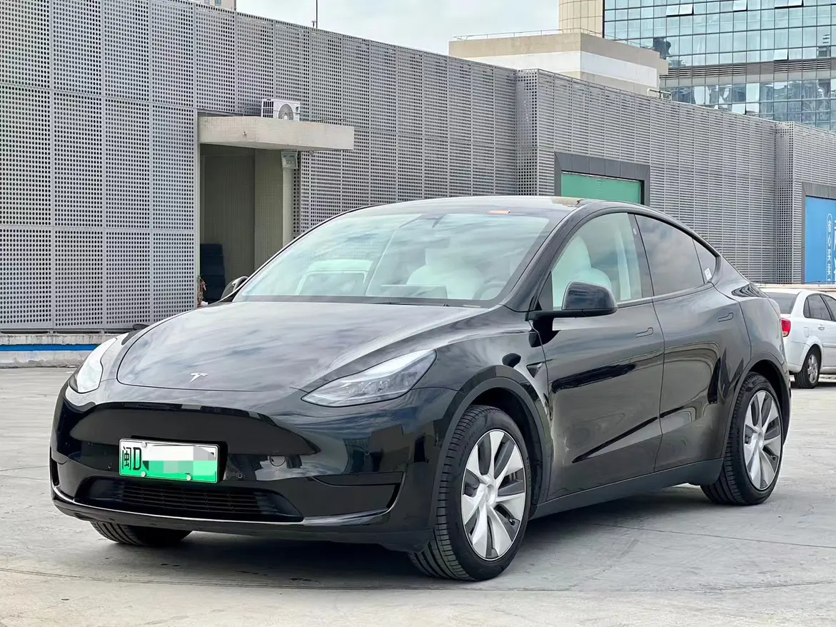 Tesla Model Y  из Китая