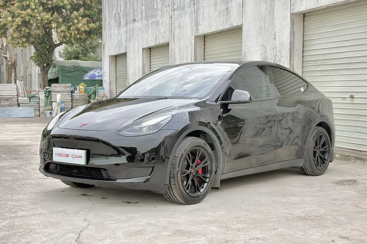Tesla Model Y  из Китая