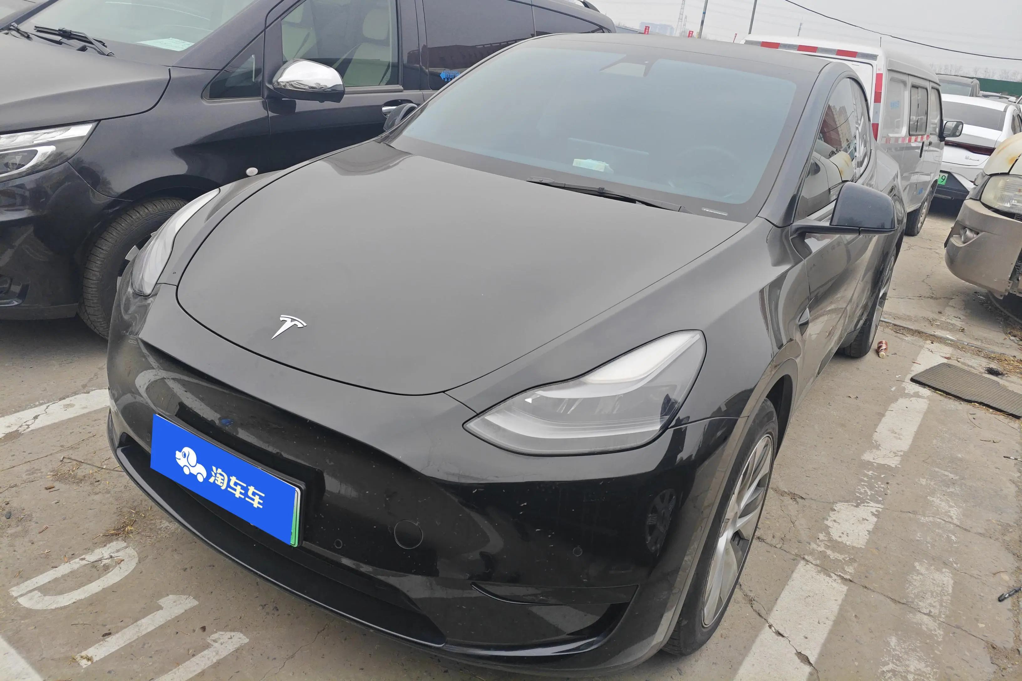 Tesla Model Y  из Китая